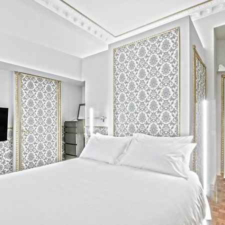 Riviere Private Rooms Alla Scala Milaan Buitenkant foto