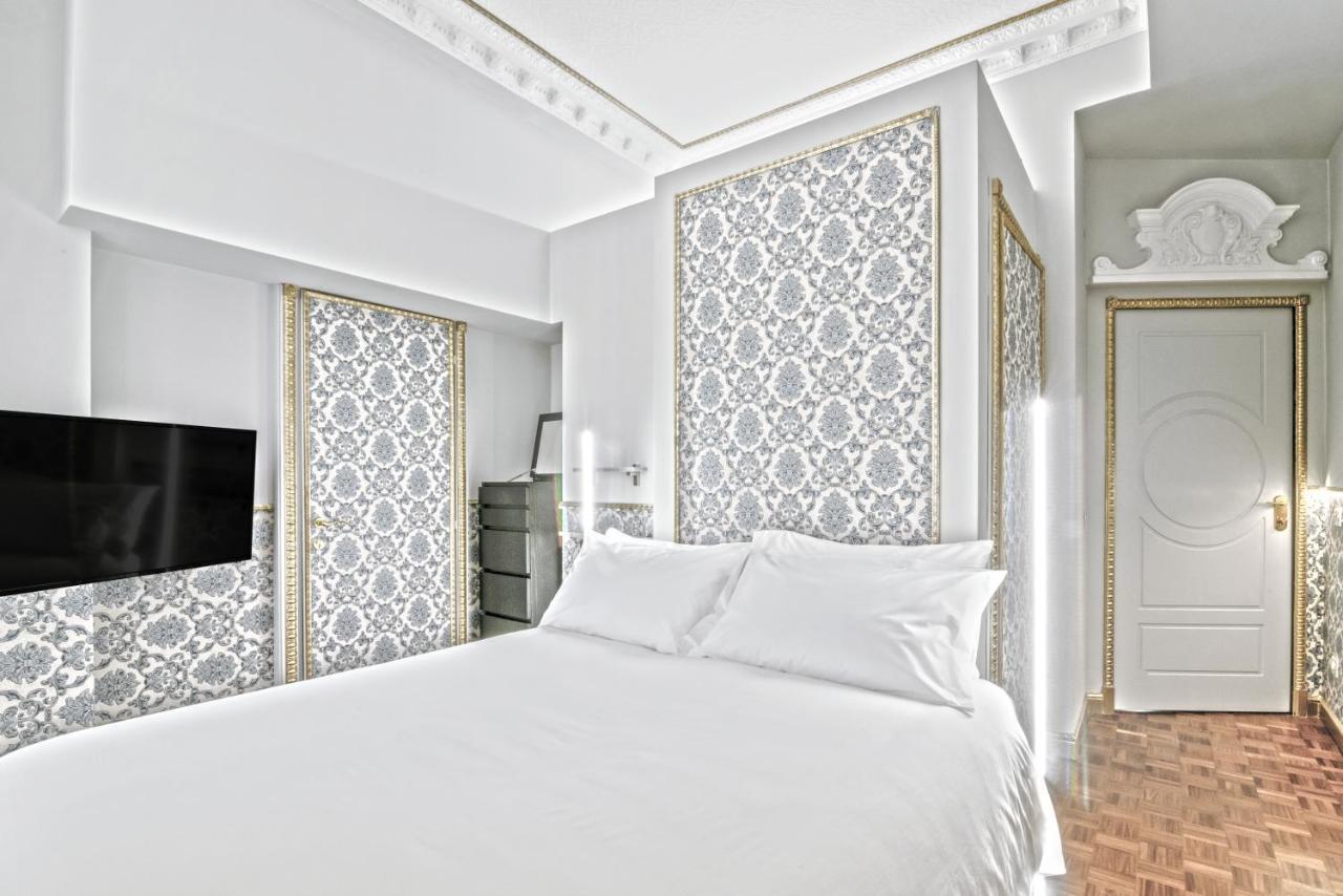 Riviere Private Rooms Alla Scala Milaan Buitenkant foto