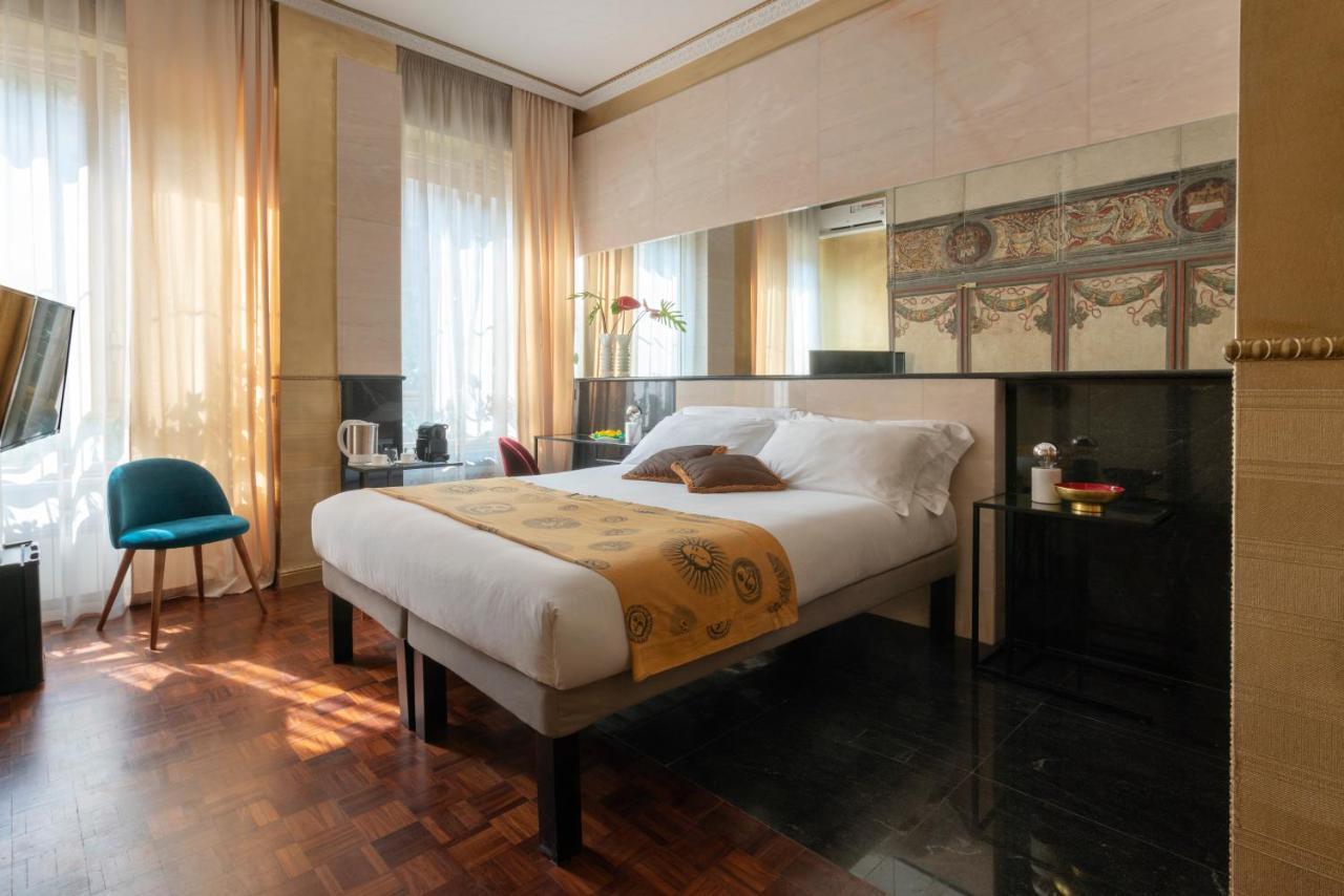 Riviere Private Rooms Alla Scala Milaan Buitenkant foto