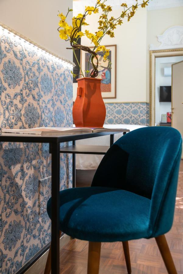 Riviere Private Rooms Alla Scala Milaan Buitenkant foto
