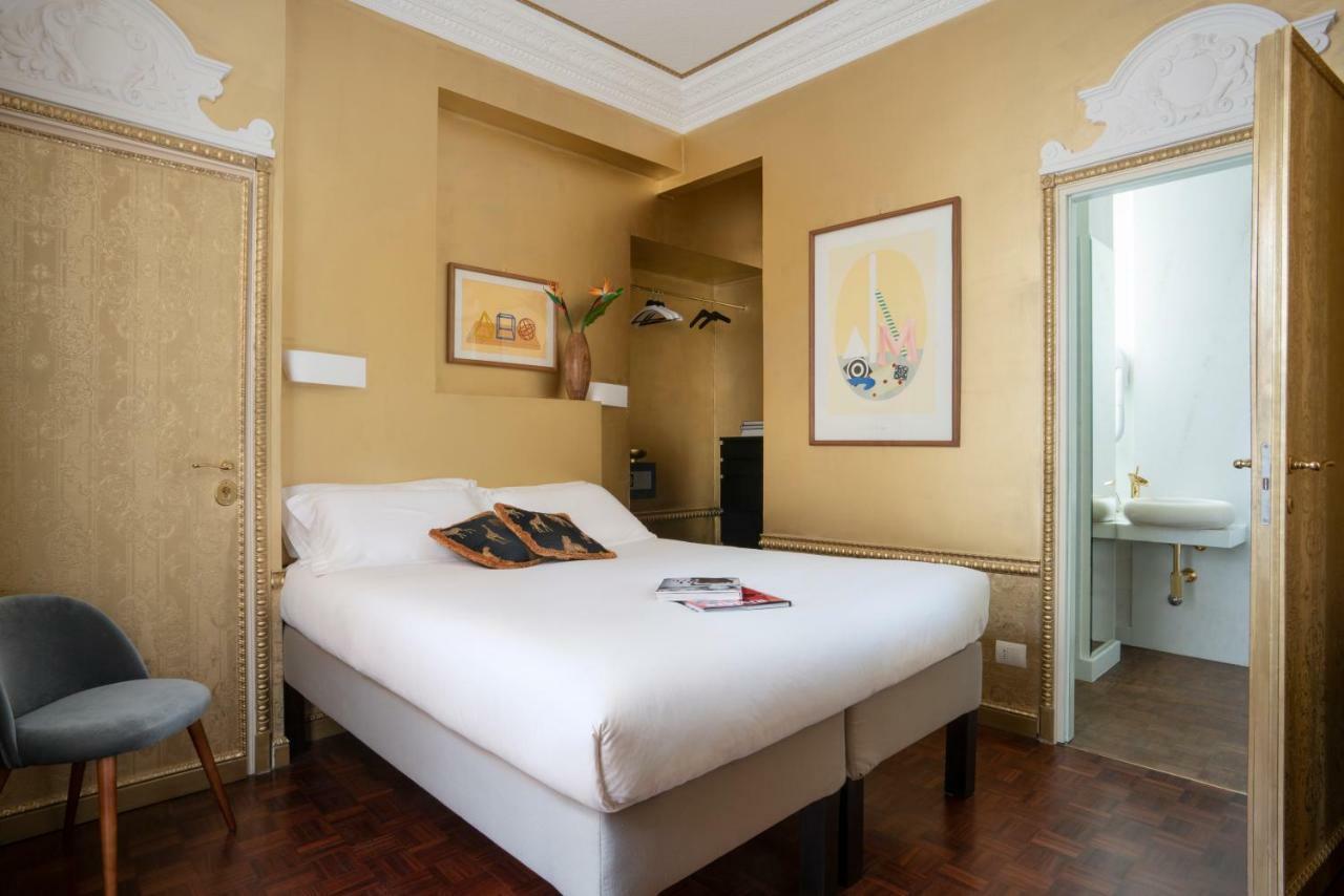 Riviere Private Rooms Alla Scala Milaan Buitenkant foto